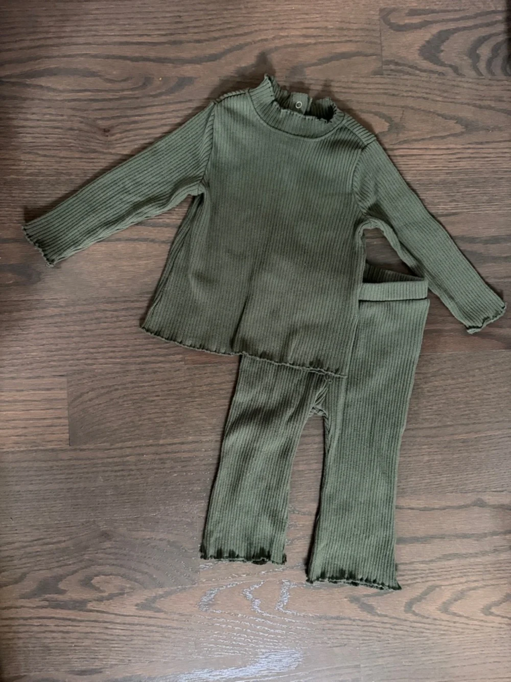 Old Navy Olive Green Ribbed Flare Pants Set | 6-12M